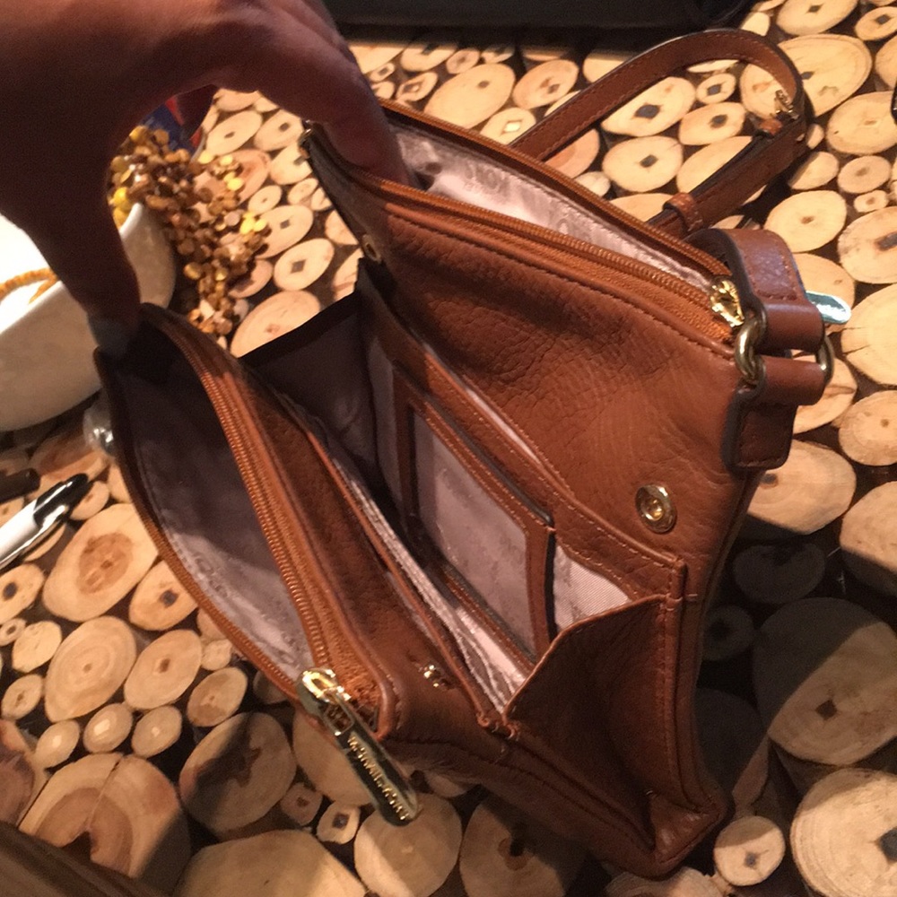 Michael Kors Crossbody 14 pocket bag